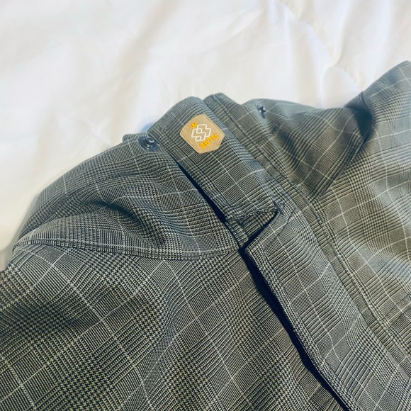 Special Blend Snowboard/Ski Jacket - Picture 4 of 9